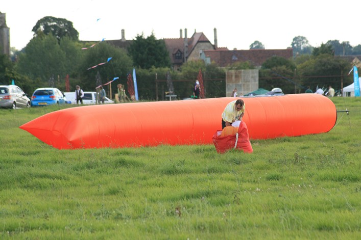 Malmesbury Kite Festival, 23-24 July, 2011 - 11mal23img070.jpg