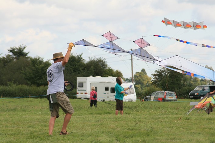 Malmesbury Kite Festival, 23-24 July, 2011 - 11mal24img038.jpg