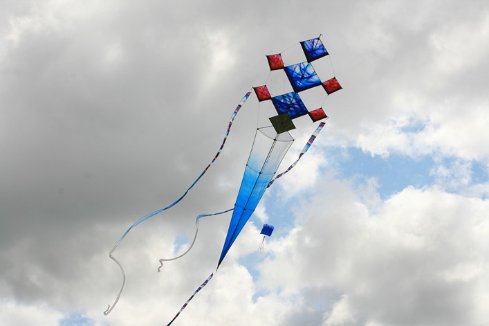 Malmesbury Kite Festival, 23-24 July, 2011 - 11mal24img070.jpg